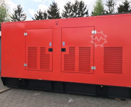 Máy Phát Điện 700Kva Cũ